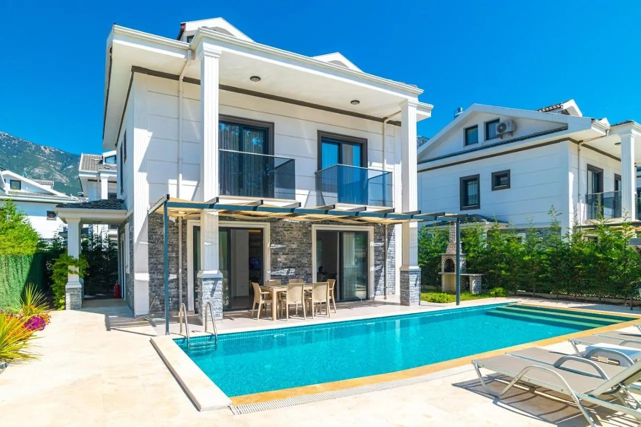 Hisaroenue'De 4 Yatak Odali Villa-Villa Bahama Fethiye 0*,  Turkey