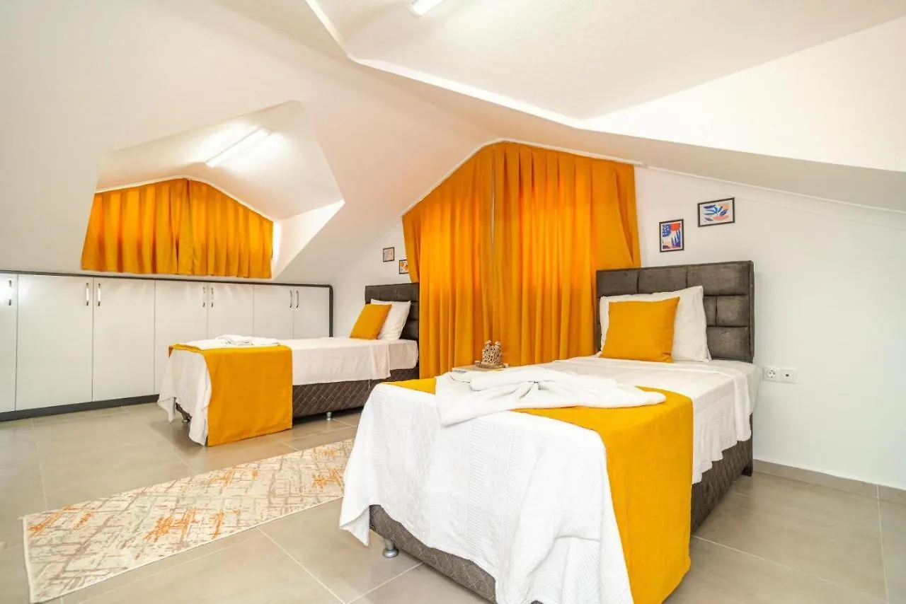 Hisaroenue'De 4 Yatak Odali Villa-Villa Bahama Fethiye Villa